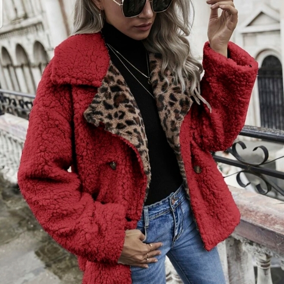 💖👀HP👀💖Red Lapel Leopard Coat - Picture 3 of 3